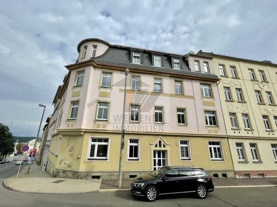 Frisch renovierte 2-Raum-Wohnung mit Balkon & Wanne