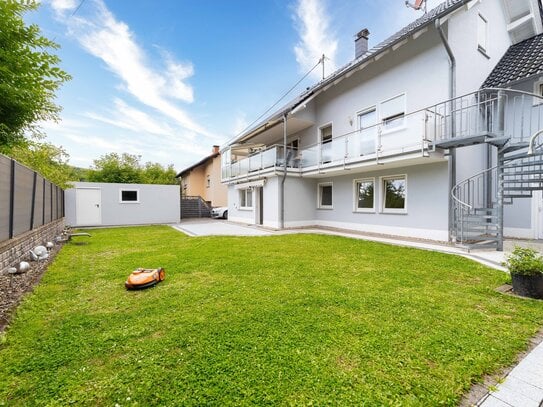 Toller Grundriss - Ruhige Lage - Sehr schöne Wohnung mit Garten und Garage ab sofort zu vermieten