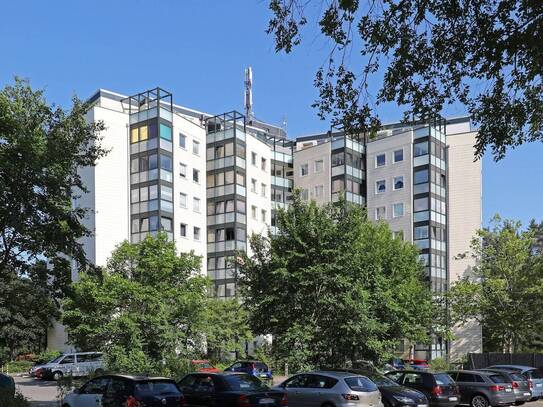 2-Zimmer-Wohnung mit Wintergarten in der Nordstadt // 7.OG Wohnung 4