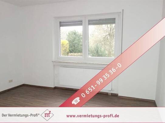 Irrel: Dreizimmerwohnung mit großer Terrasse, Garten, Stellplatz und nur 3 km bis Luxemburg