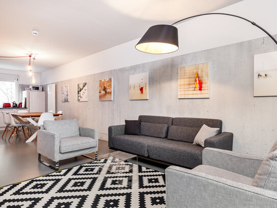 Modern Lifestyle - Loftartige Wohnung im Industriestil im Herzen des Scheunenviertels