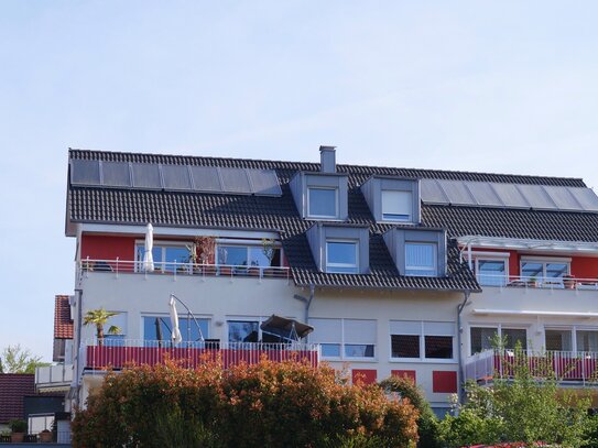 Wohnung mit großem Balkon in Seenähe