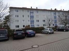 3 Zimmer Wohnung für WG mit Balkon, Stellplatz und Speicher