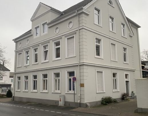 Zentrale große Wohnung