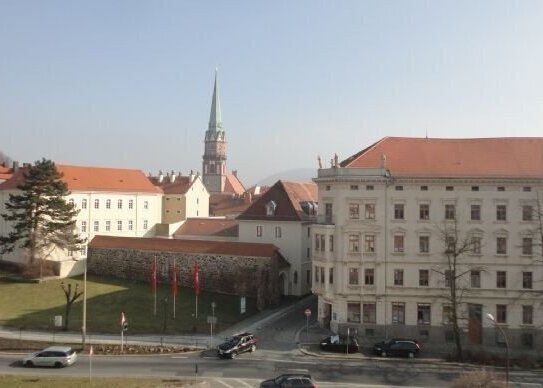 moderne 2-Raum-Wng. mit Blick zum Berg