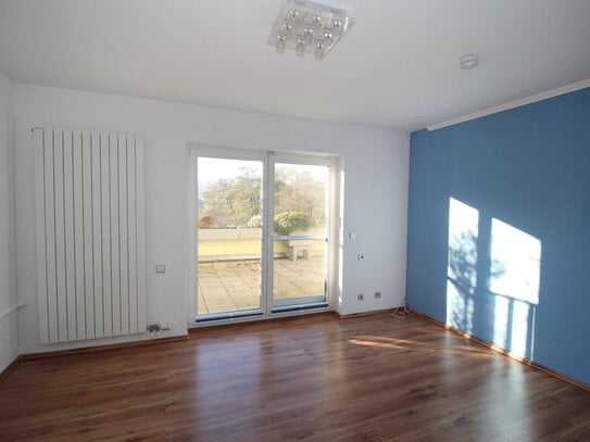 **Schöne Terrassenwohnung mit Fernblick!**