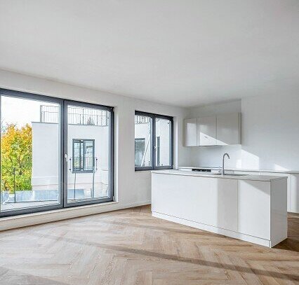 Elegantes Wohnen im Erstbezug in Berlin: 3-Zimmer-Neubauwohnung mit Balkon und Terrasse