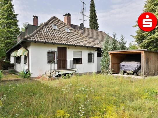 Zweifamilienhaus in toller Lage mit viel Potenzial in Nürnberg - Fischbach