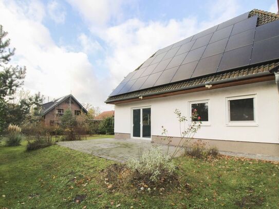 Gepflegtes EFH mit Solaranlage und sonnigem Garten in Vollbüttel