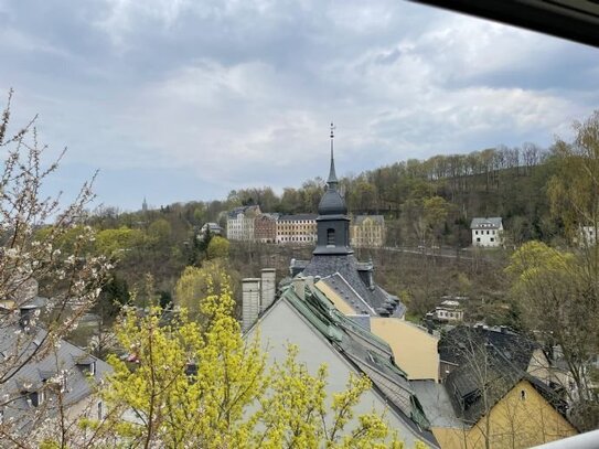 Schöne 1-Zimmer-DG-Wohnung mit tollen Ausblick im Stadtteil Buchholz zu vermieten