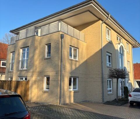 +++ 3 Zimmer Oberwohnung inkl. EBK mit Balkon in Cloppenburg