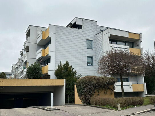 Freie & ansprechende 2 Zimmer Wohnung I Balkon I Tiefgarage (Einzelbox) I renoviert