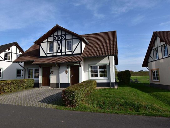 Ihr eigenes Ferienhaus in Deutschland, in einem Park mit eigenem Golfplatz.(1515)