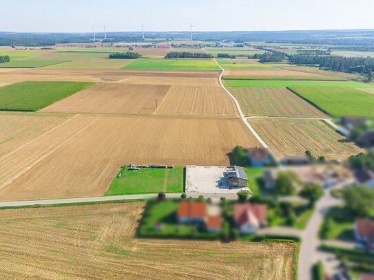 HEGERICH: Paradies in Greding: Großes Grundstück im Bieterverfahren