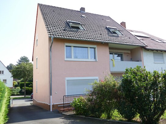 Tiptop renoviertes 3 Fam.-Haus in beliebter Lage von Kassel-Niederzw.