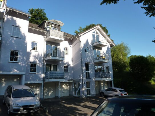 Wohnung mit Balkon und Terrasse im Grünen