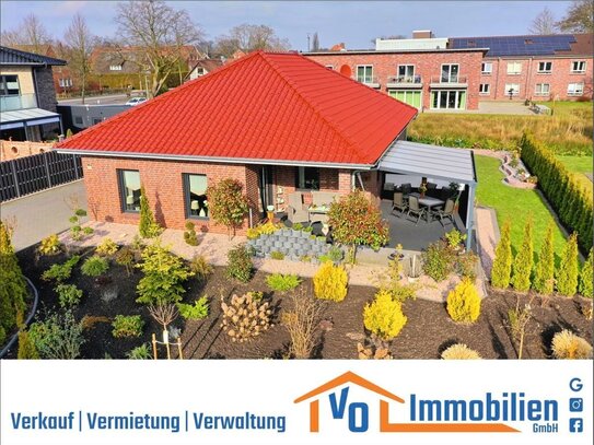 Wohnen auf einer Ebene: Neuwertiger Bungalow mit Top-Ausstattung im Zentrum der Blumenstadt Wiesmoor