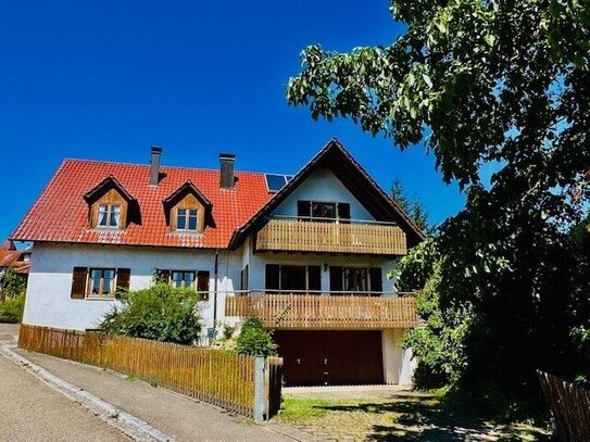 Geräumiges 1-2 Fam. Landhaus Bj.'90 - 250 m2 Wfl. in dörfl. Lage v. Dirgenheim (Kirchheim/Ries)