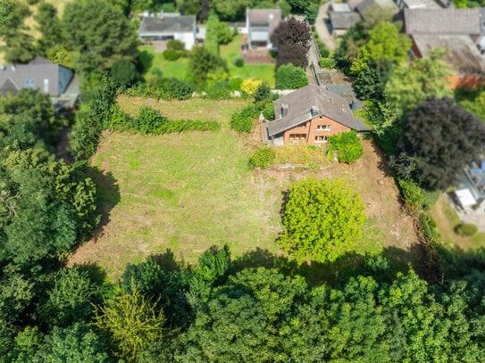 Traumgrundstück: Ihre Wohlfühloase vor den Toren Düsseldorfs - ca. 2.998 m² - sehr idyllische Lage