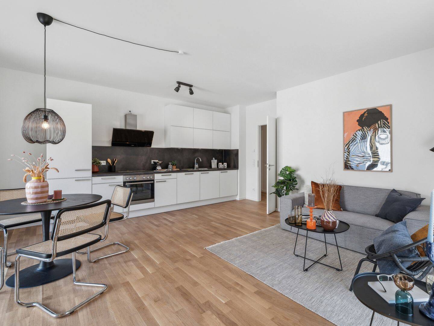 Moderne 3-Zimmer-Wohnung: Neubau mit Einbauküche und Balkon - Foto 1