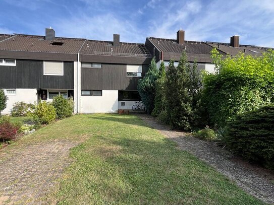 Erfüllen Sie sich Ihren Wohntraum! Reihenmittelhaus mit Garten und Balkon im schönen Sennfeld