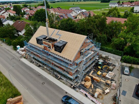 Familiär & Lichtdurchflutet: Großzügige 3-Zi-Erdgeschosswohnung mit privat Garten