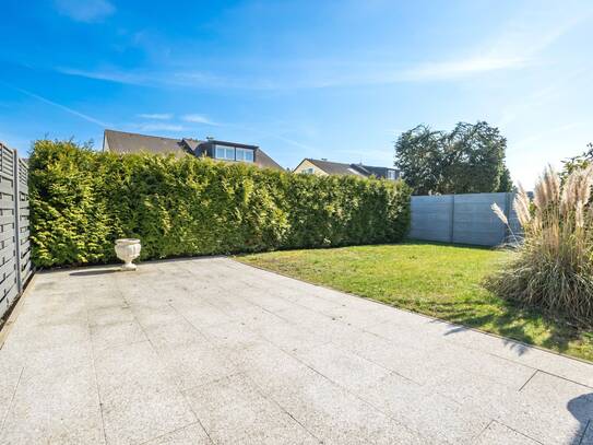 Gepflegtes Dreifamilienhaus - 432m² Grundstück in Pforzheim (Wilferdinger Höhe)