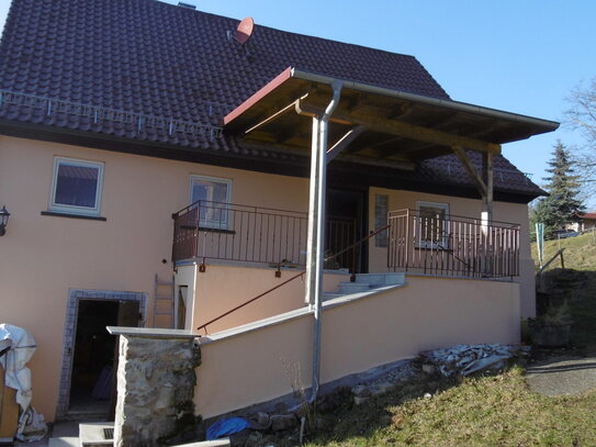 Rustikales Bauernhaus mit großem Grundstück auf dem Lande