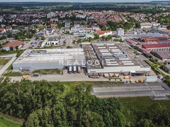 Bad Windsheim, ca. 20.360 m² Produktions- und Logistikhalle zu vermieten