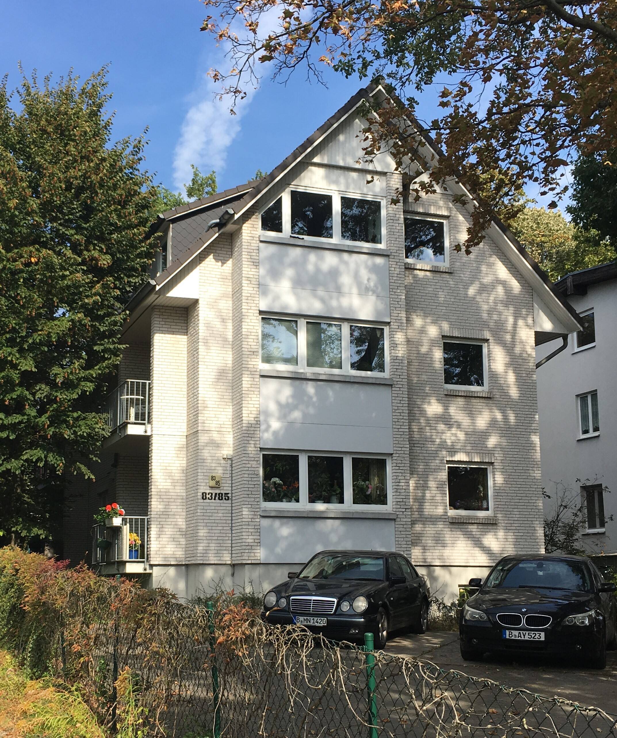 ruhig gelegene 2­Zimmer­Wohnung in Karlshorst - Photo 1