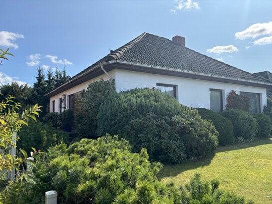 NEUER PREIS: Bungalow mit Vollkeller und Garage nahe Nord-Ostsee-Kanal