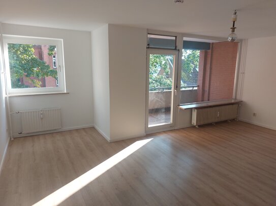 Schöne 1-Zi.-Whg. (ca. 41 m²) mit großem Balkon und EBK im Herzen der Ratzeburger Dominsel frei