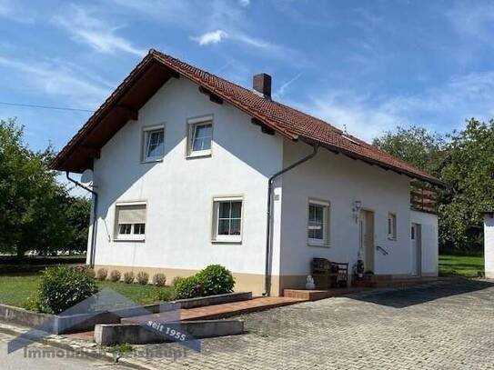 Gepflegtes Einfamilienhaus in idyllischer, ruhiger Einzellage in Künzing/Vilshofen