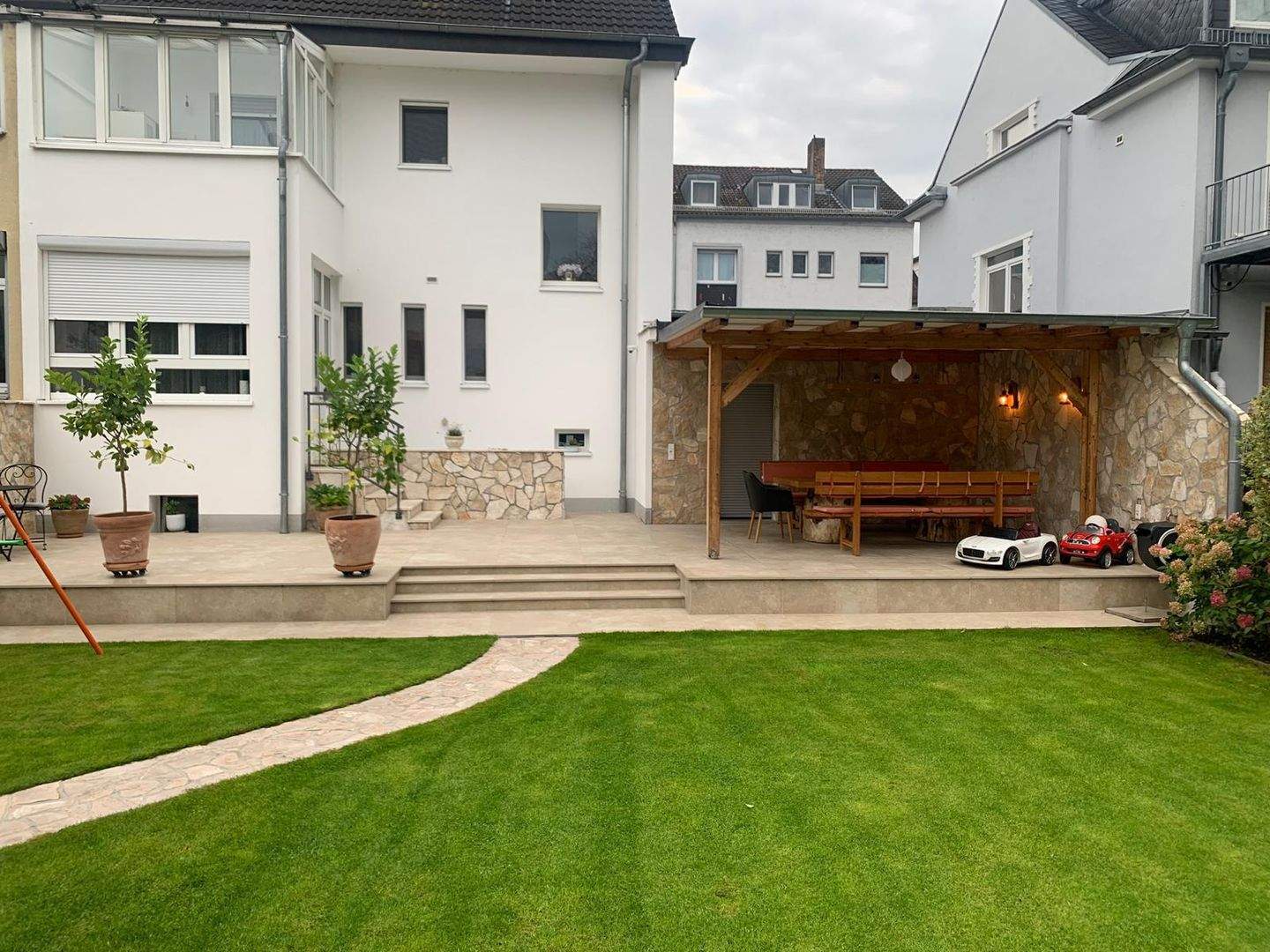 Charmante Doppelhaushälfte im Top Zustand