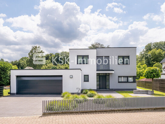 Exklusives Architektenhaus auf großzügigem Südgrundstück.