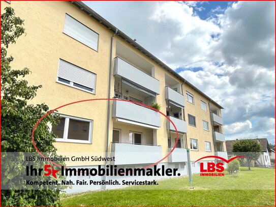 4-Zimmer Erdgeschosswohnung mit Balkon und Garage