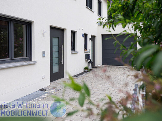 # RESERVIERT # Top-Neubau-Reihenmittelhaus im Süden von Ingolstadt