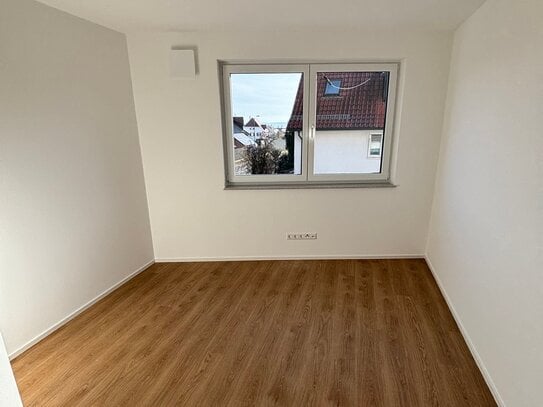 Familienfreundliche 4-Zimmer Wohnung mit wunderschöner Terrasse (ebenerdig) (Whg1)