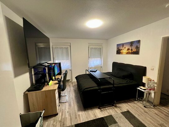 Moderne 2-Zimmer-Wohnung mit Tiefgaragenstellplatz in zentraler Lage