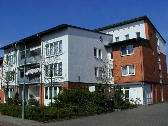 Modernisierte Erdgeschosswohnung in ruhiger Seniorenanlage - Bezug ab 60 Jahren mit WBS!