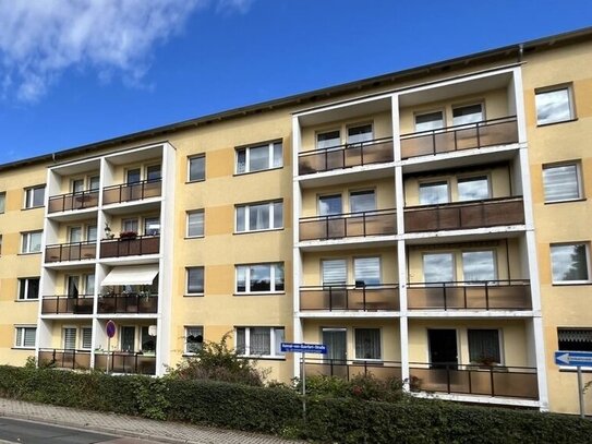 Zwei Zimmer mit Balkon sofort bezugsfertig