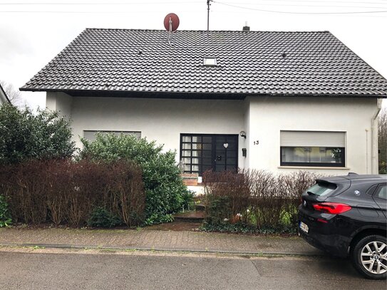 freistehendes Einfamilienhaus in guter Lage in Nalbach