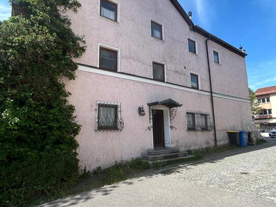 Mehrfamilienhaus in Wurmannsquick am Marktplatz