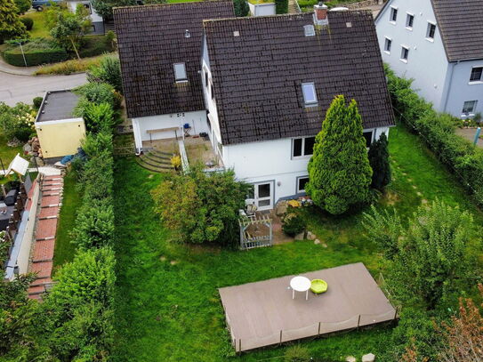 Haus mit 3 Ferienwohnungen und 1000m2 Grundstück - Courtagefrei