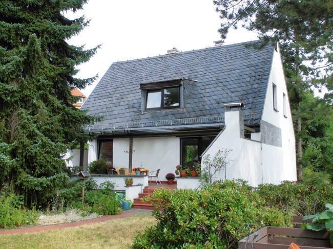 Komfortables Einfamilienhaus auf einem großen Grundstück