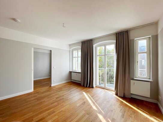 Großzügige Dachgeschoss-Maisonette mit EBK, Parkett, 2 Bädern und Balkon.....