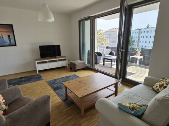 Möblierte 2-Zimmer-Wohnung mit Balkon und exzellenter Lage