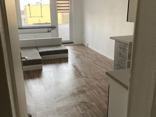 Schönes 1-Zimmer-App. mit Balkon