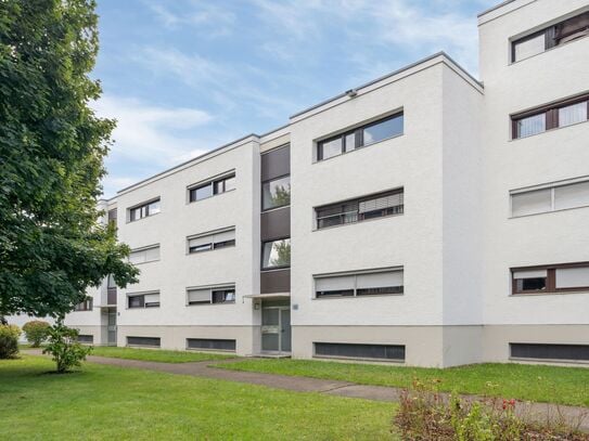 Geräumige 2-Zimmer-Eigentumswohnung in der Nähe des Klinikums Ingolstadt mit hauseigenem Schwimmbad