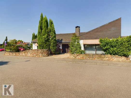 Großzügiger Bungalow in ruhiger und attraktiver Wohnlage